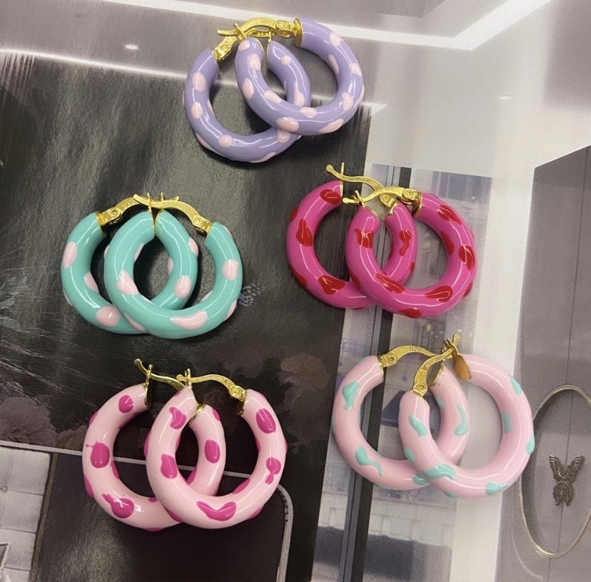 BONNY MİNELİ HALKA KÜPE