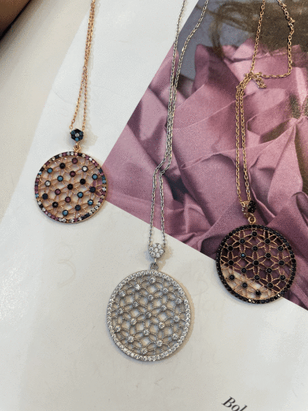 TAŞLI YAŞAM ÇİÇEĞİ KOLYE