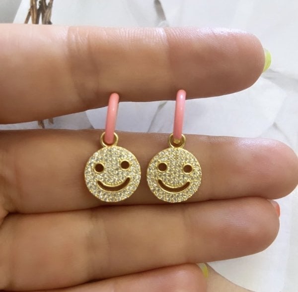 MİNELİ PEMBE HALKA ZİRKON GÜLEN YÜZ KÜPE