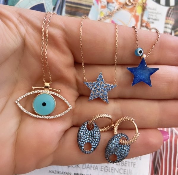 FULL ZİRKON MAVİ GEMİCİ KÜPE