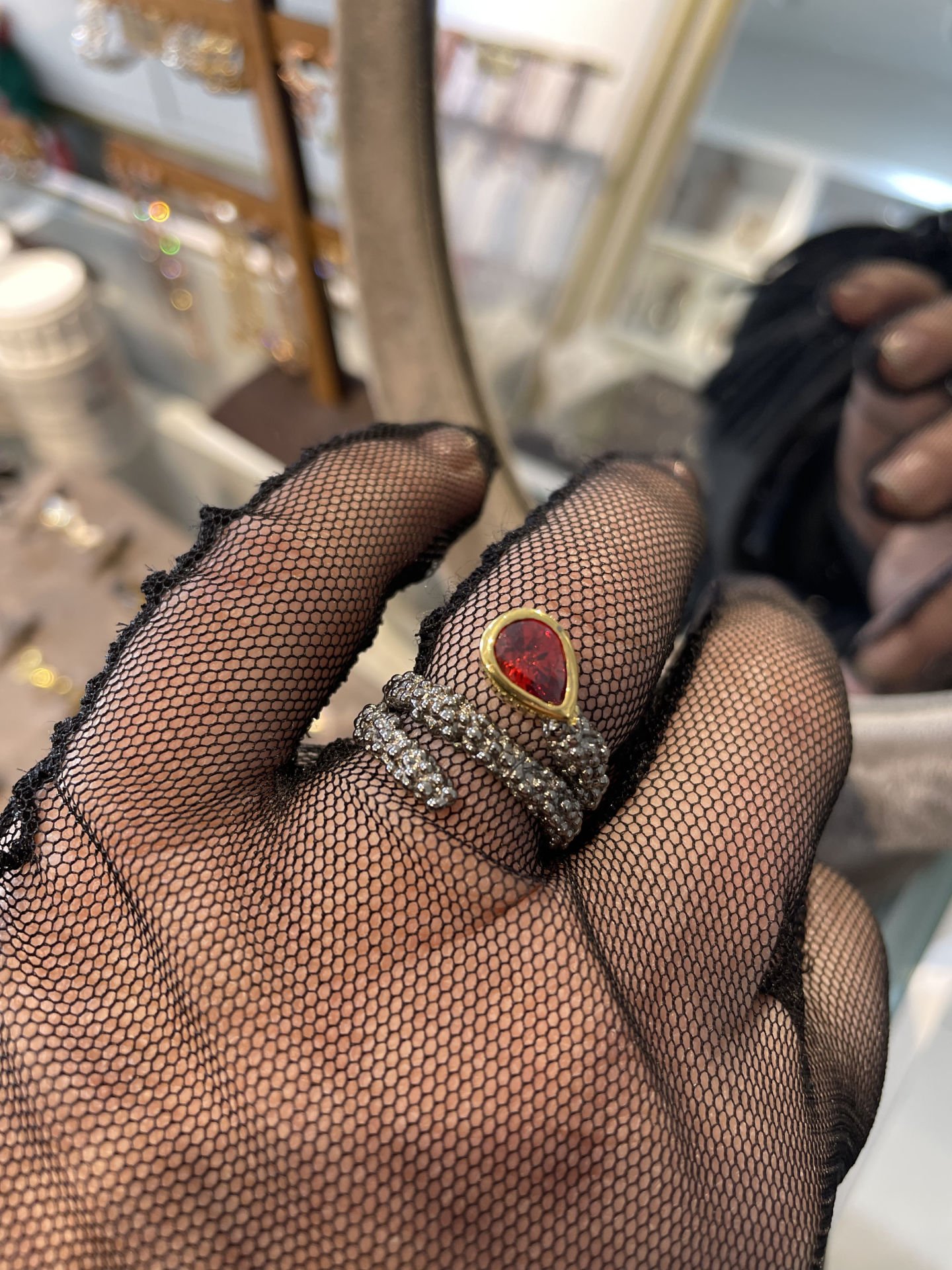 YAKUT KIRMA NATİK YÜZÜK