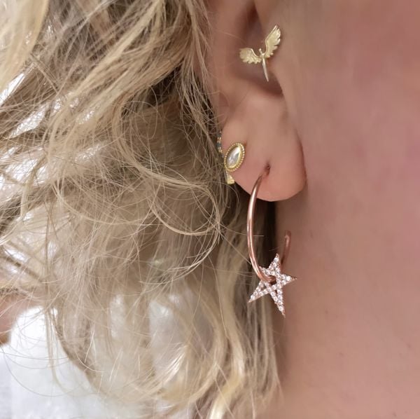 HALKADAKİ YILDIZ KÜPE