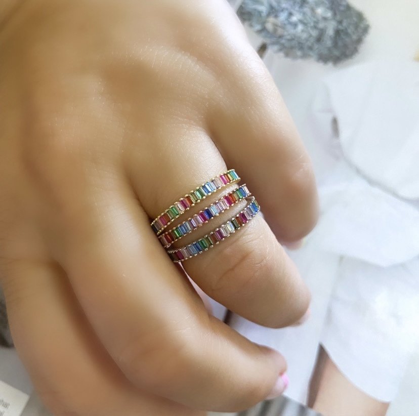 RENNKLİ TAM TUR BAGET YÜZÜK