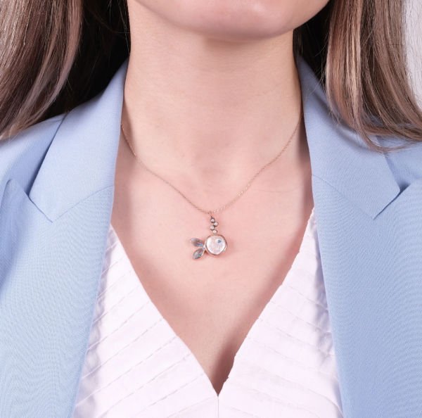 BAROK İNCİ BALIK KOLYE