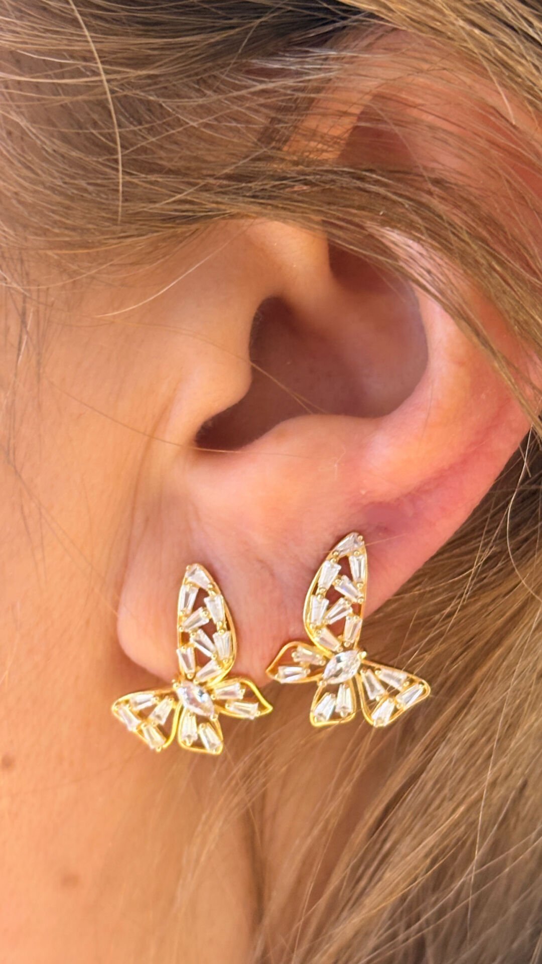 KRİSTAL KELEBEK KÜPE