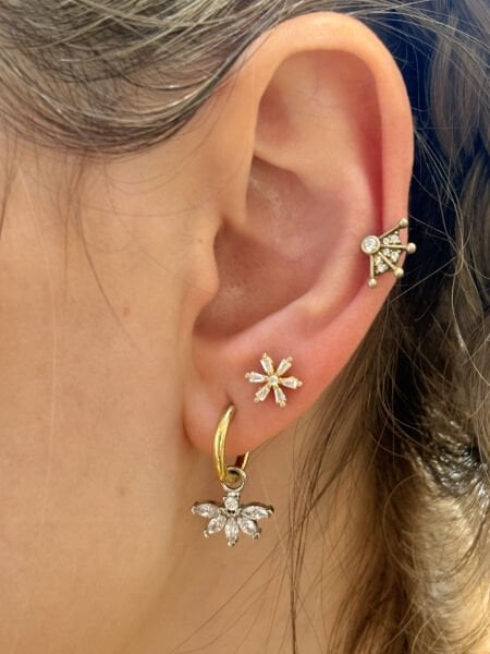 YARIM ÇİÇEK HALKA