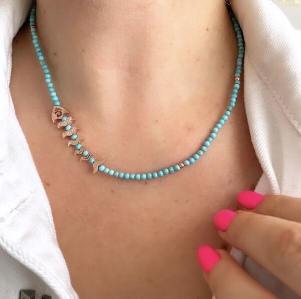 GÜZEL BALIK DOĞALTAŞ KOLYE