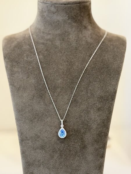 MAVİ PIRLANTA KOLYE