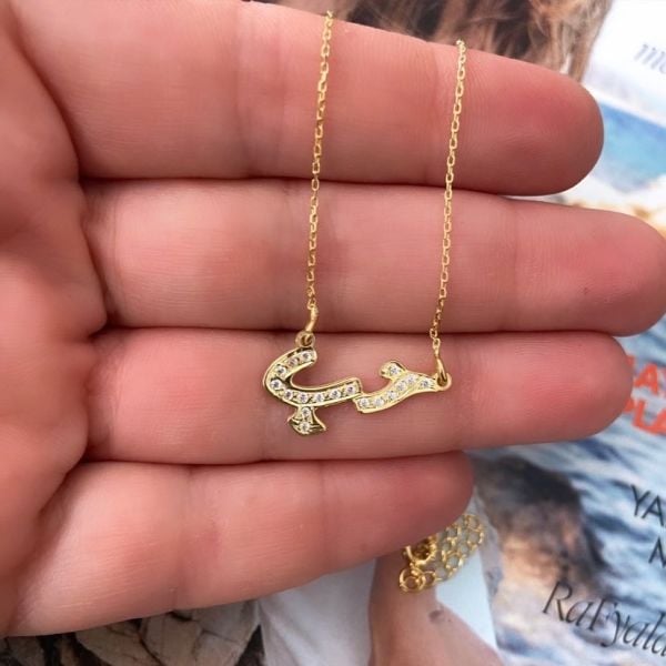 DEĞERLİ MODEL KOLYE