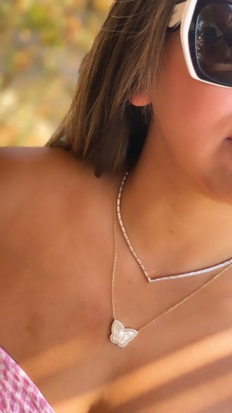 ŞIK ÜÇGEN GERDANLIK