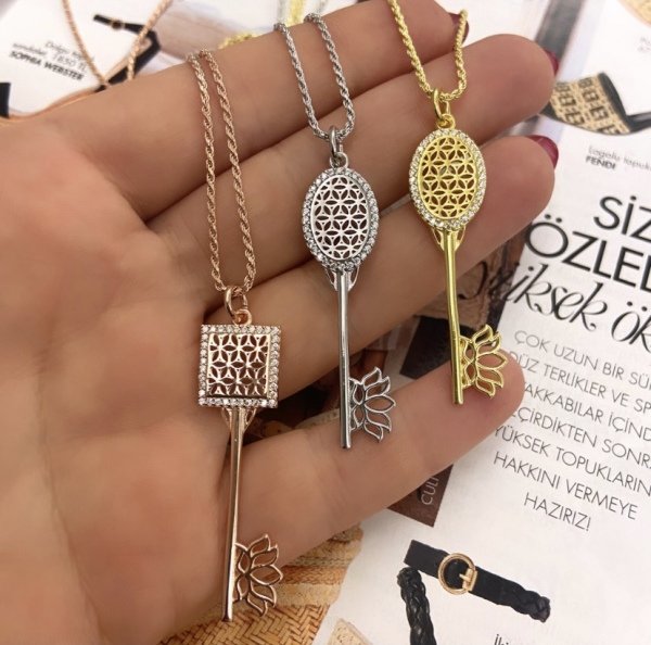 BURGU LOTUS KOLYE