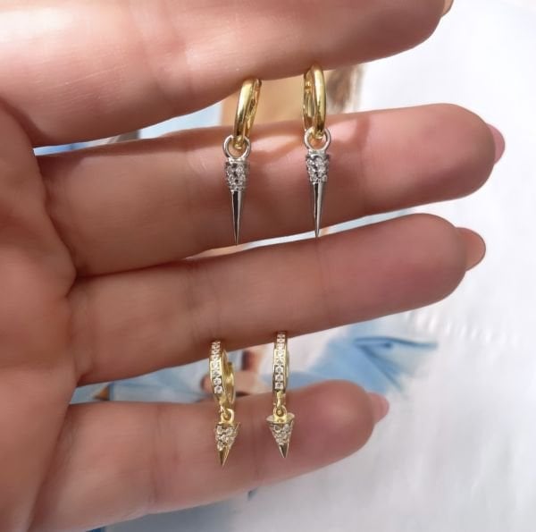 KONİ CHARM HALKA KÜPE