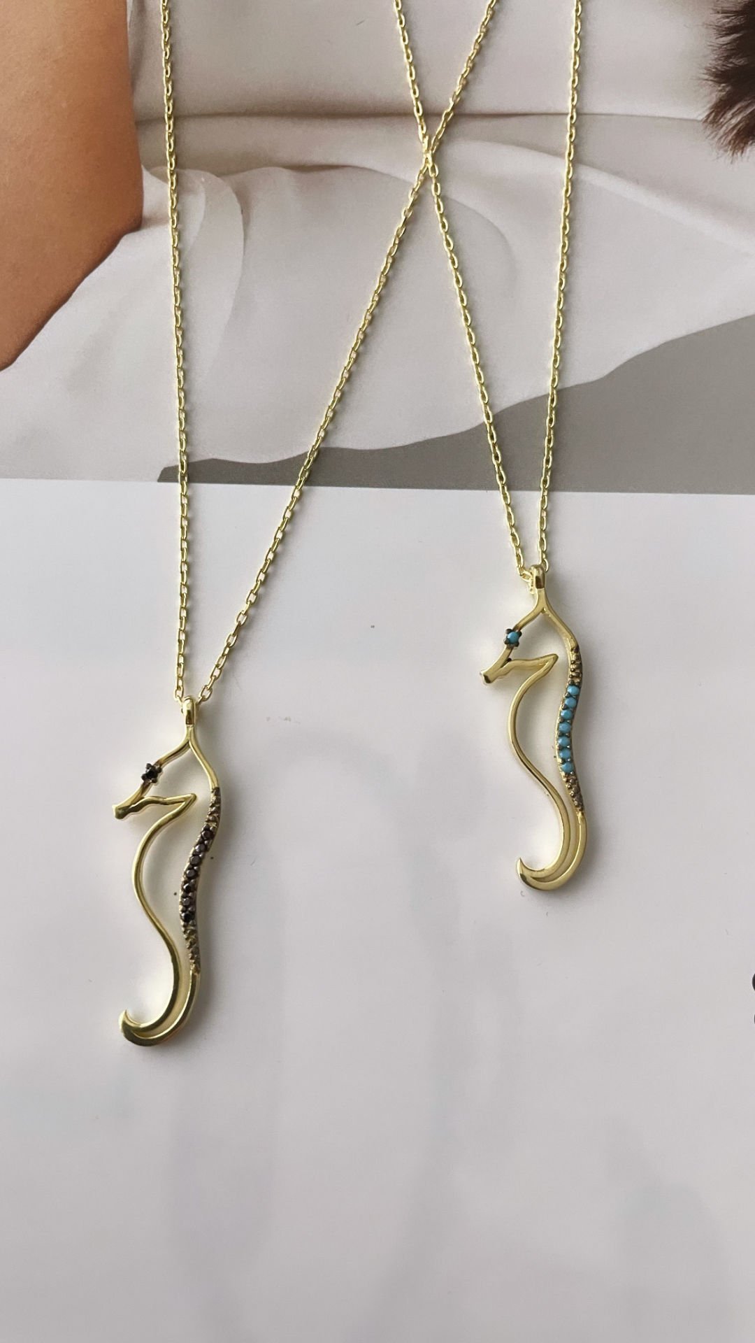 HAYALET DENİZ ATI KOLYE