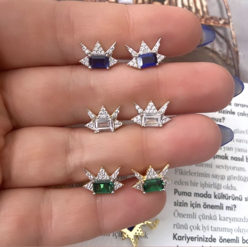 TAÇ DOĞALTAŞ KÜPE