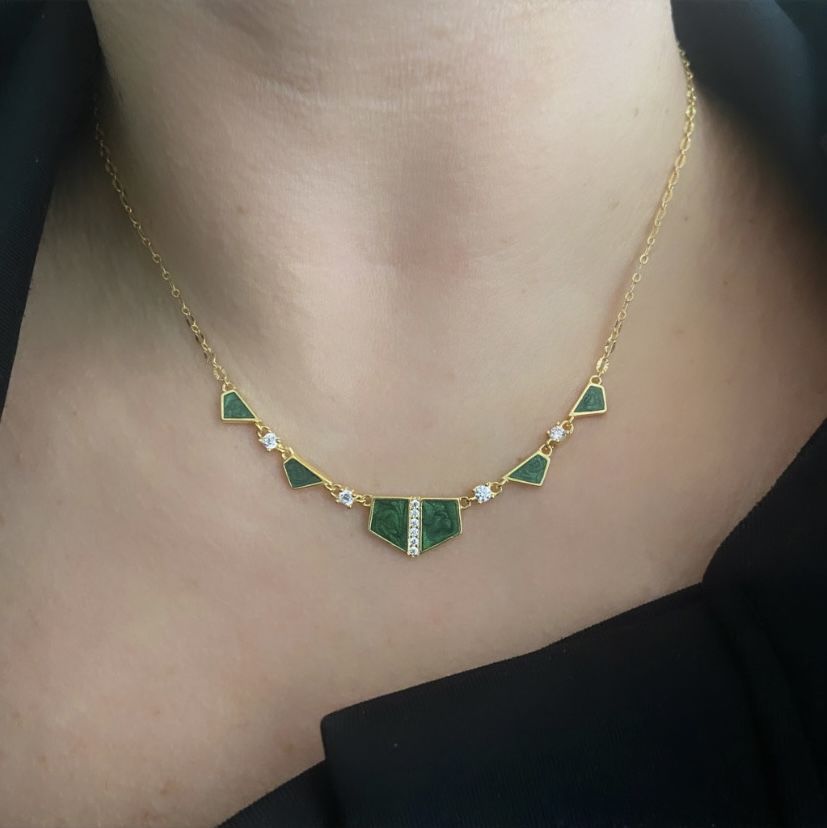 SEDEFLİ YEŞİM KOLYE