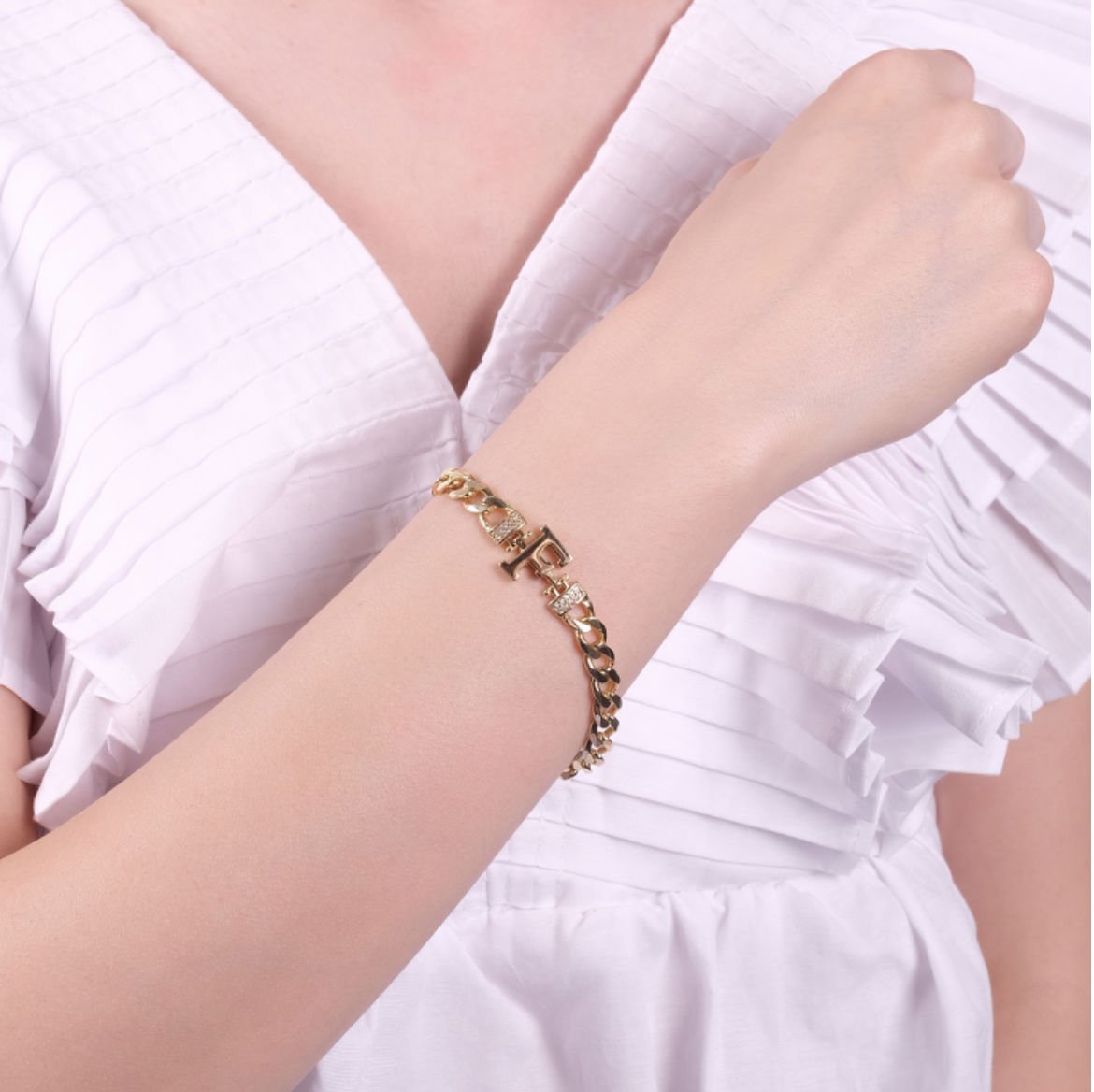 ŞIK HARF BİLEKLİK