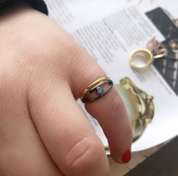 SERÇE PARMAK DETAY GÖZ YÜZÜK