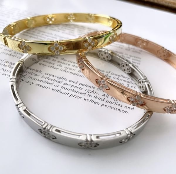 İTHAL ÇİÇEK KELEPÇE