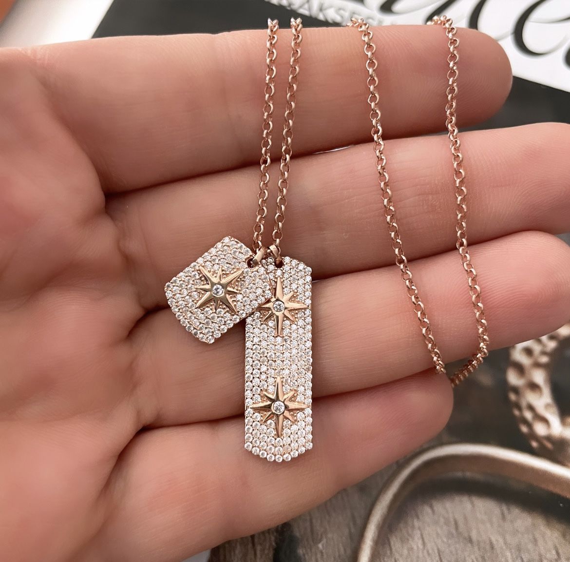 BAGET TASARIM KUTUP YILDIZI KOLYE