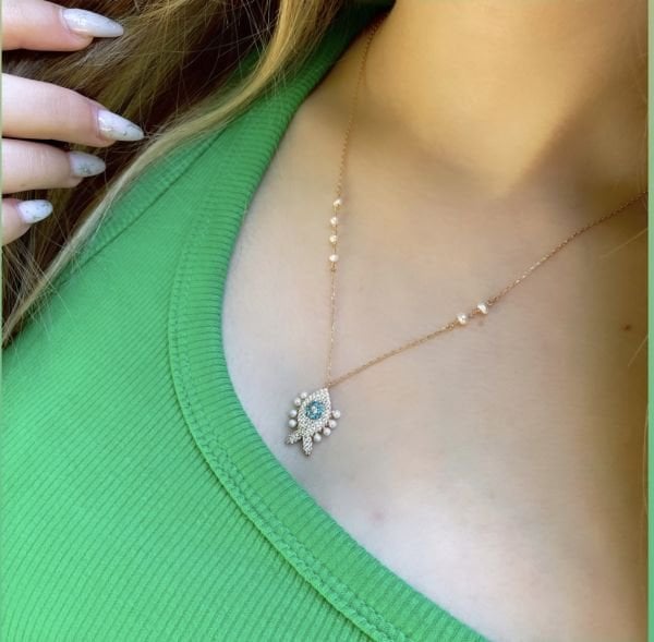 İNCİLİ BALIK KOLYE