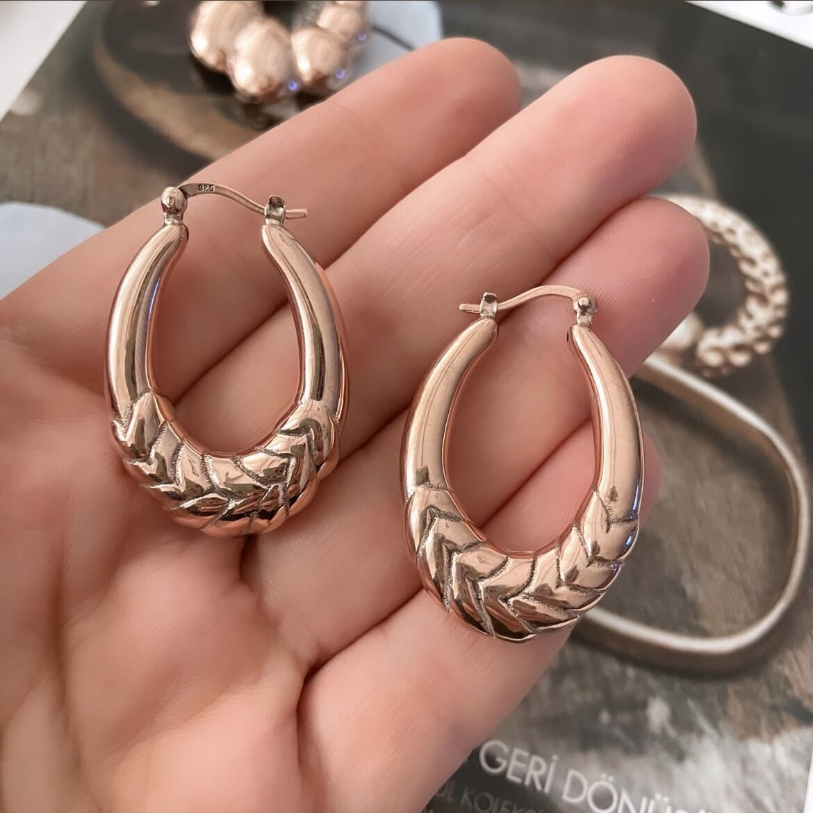 BRONZ LAZER HALKA KÜPE