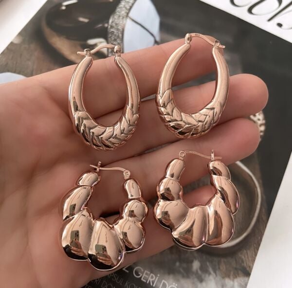 BRONZ BOMBELİ HALKA KÜPE