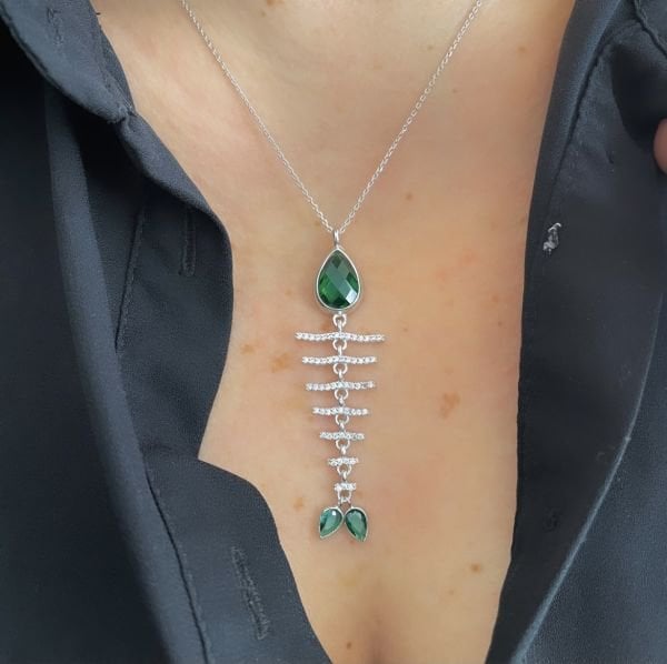 TAM BAGET KILÇIK KOLYE