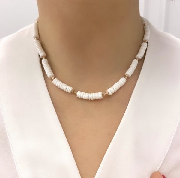 BEYAZ SEDEF TAŞLI FİMO KOLYE