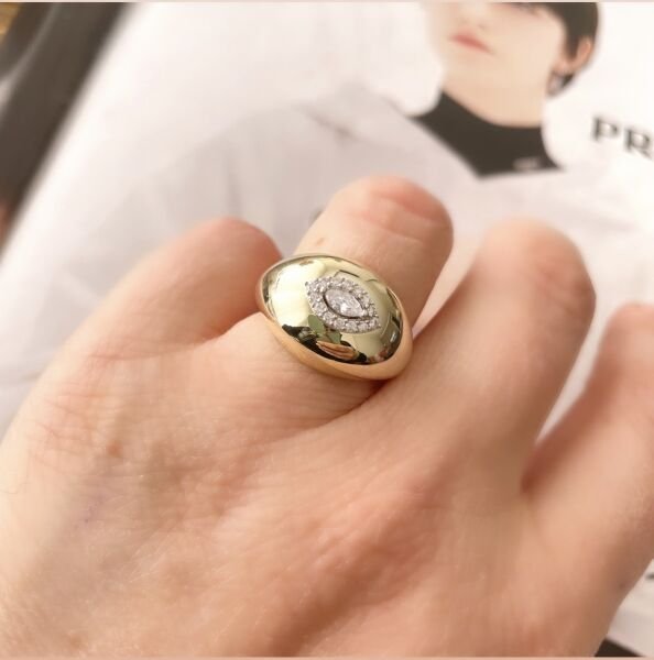 SEVİ BOMBELİ BAGET YÜZÜK