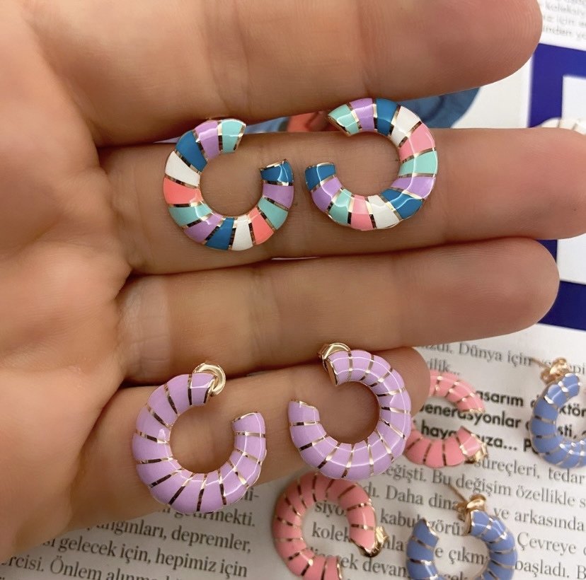 İSTİRİDYE MİNE KÜPE