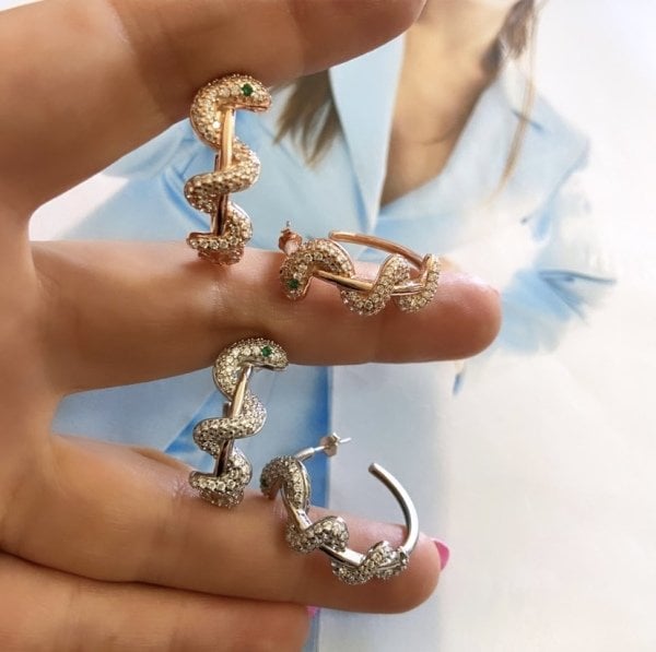 SARMAL TAŞLI YILAN HALKA KÜPE